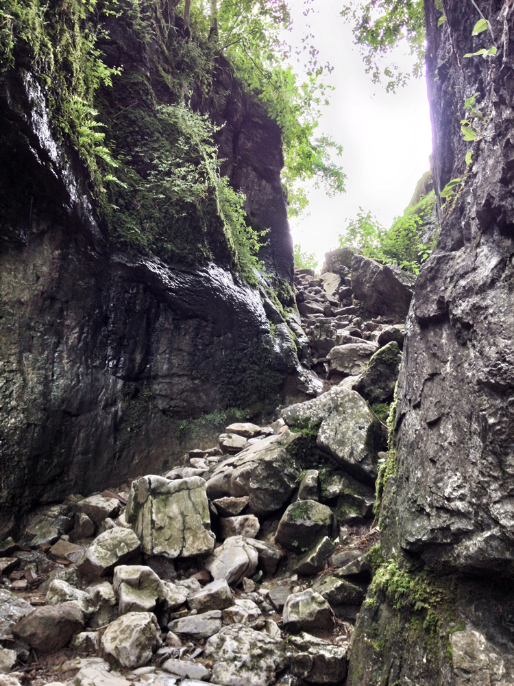 The slow walk on Yorkshire Three Peaks – Ingleborough