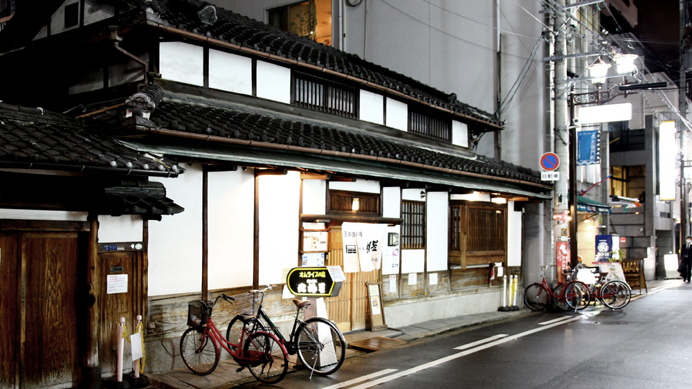 April in Japan - The First (and Only) Bite of Kobe Beef