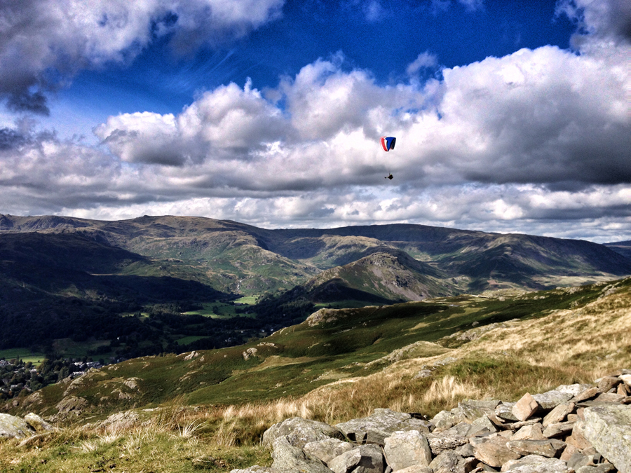 Two paragliders floated effortlessly along the valley of Grasmere. Our topic began with "I'd love to try" and ended with "I wonder how much the insurance would cost" and some extreme sport disasters on the news...